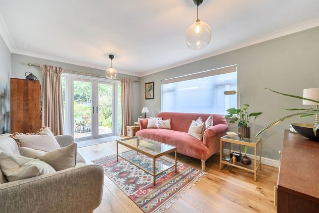 63, High Street, Northwood photo 2