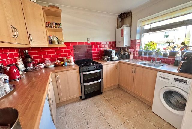 54 East Street, Selsey photo 2
