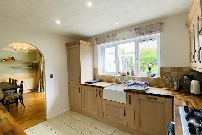 Detached house to rent in Wheatsheaf Drive, Bishops Cleeve, Cheltenham, Gloucestershire