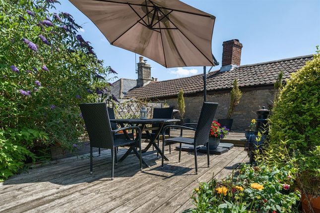 10, Tutton Hill, Colerne photo 2
