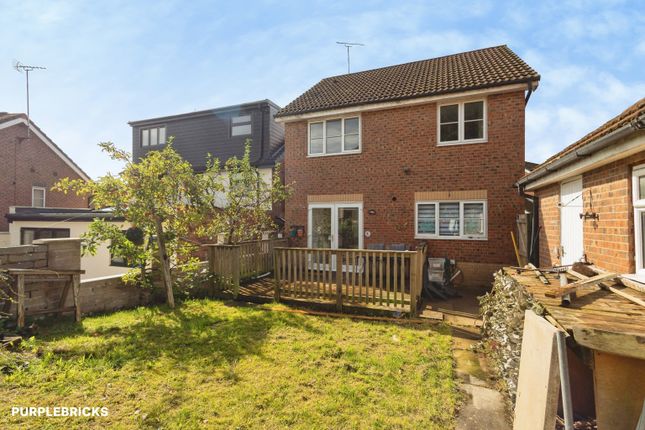 2, Manet Close, Salford photo 4