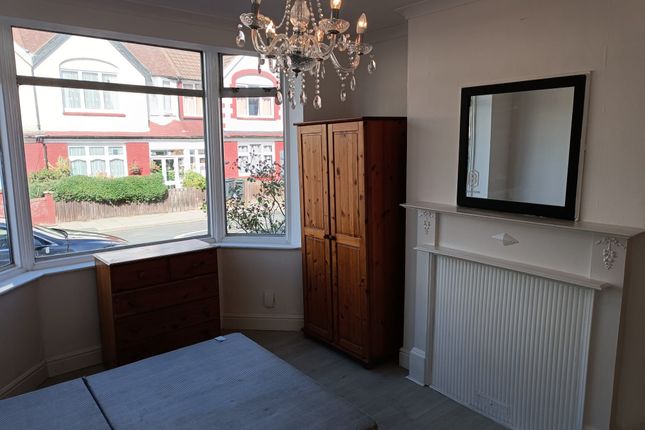 Terraced house to rent in The Avenue, Tottenham