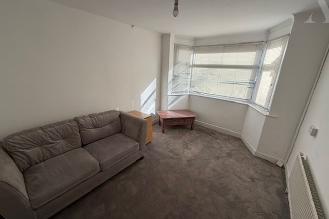 118 Hodge Hill Road, Birmingham photo 2