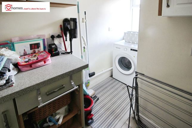 43, Broadmeadow, Walsall photo 4