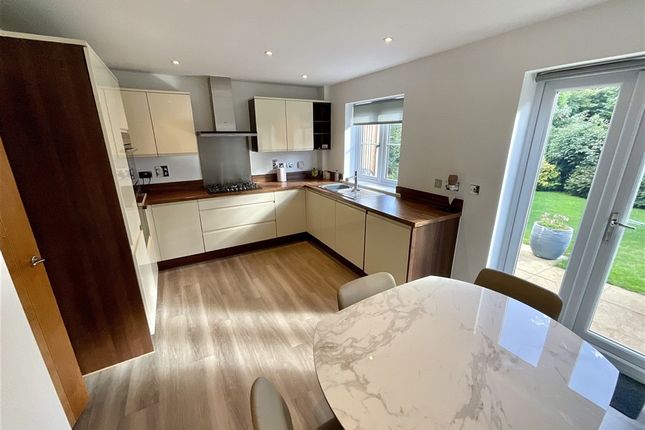 Bell Hill Close, Billericay photo 2