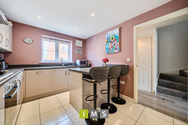 45 Broad Way, Bicester photo 3