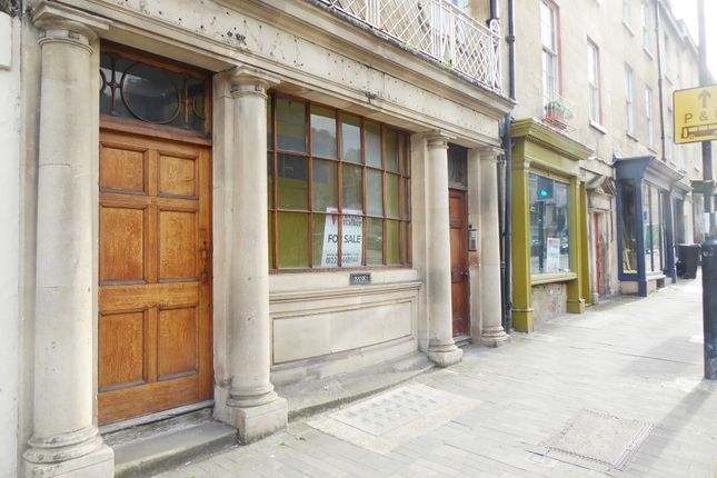 Retail premises to let in Walcot Buildings, Bath