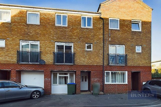 Property for sale in Clench Street, Southampton