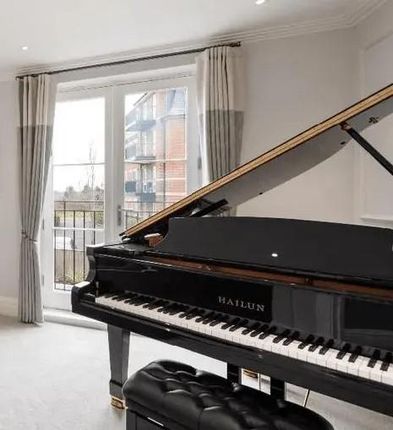 Sassoon Dr 4B  (13).Jpg