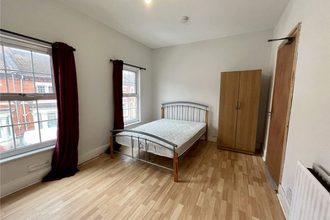 Y, 21, Burns Street, Northampton photo 5