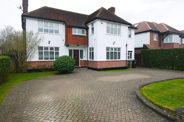 Thumbnail Detached house to rent in Bourne End Road, Northwood