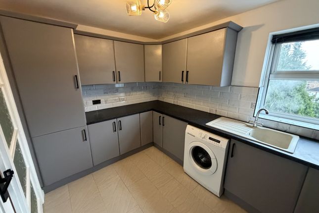 Belfry Court, West Yorkshire photo 2