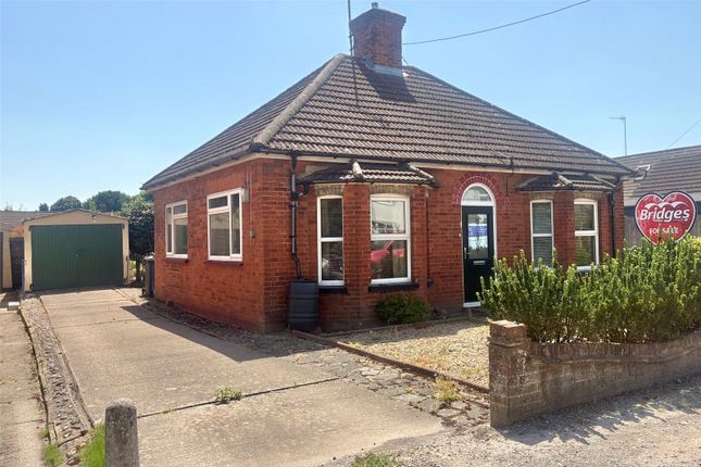 2-bed house on 2, Orchard Road, Farnham, £425,000