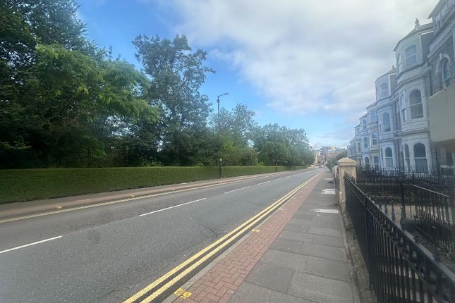 Toward Road Flat 4, Sunderland photo 4