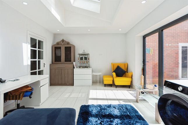 7, Brindley Avenue, Birmingham photo 4