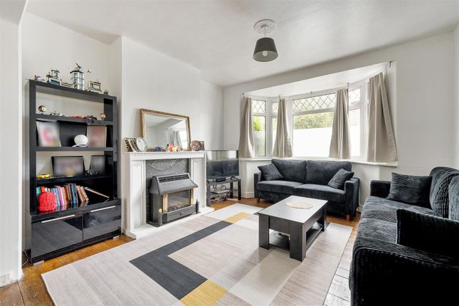 117, Richmond Avenue, Chingford photo 2