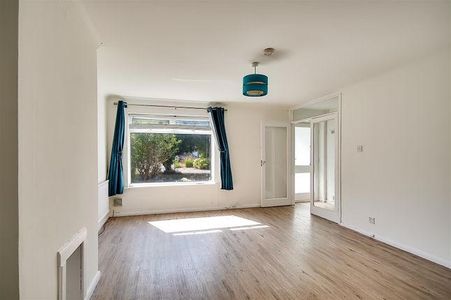 38, Coleridge Crescent, Worthing photo 4