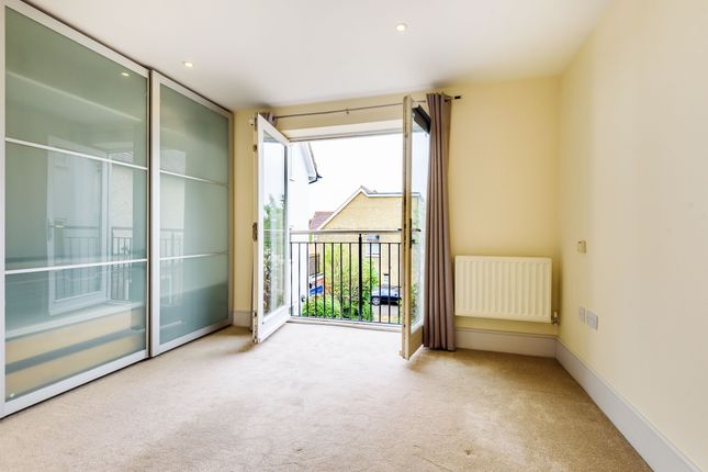 Flat 5, 126, Worple Road, London photo 4