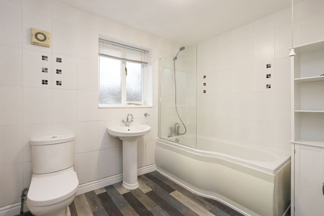 Flat for sale in Old Retford Road, Sheffield