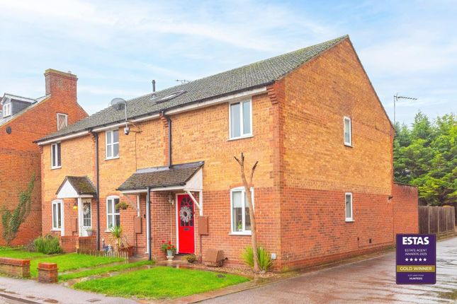 End terrace house to rent in Summerleys, Edlesborough, Dunstable