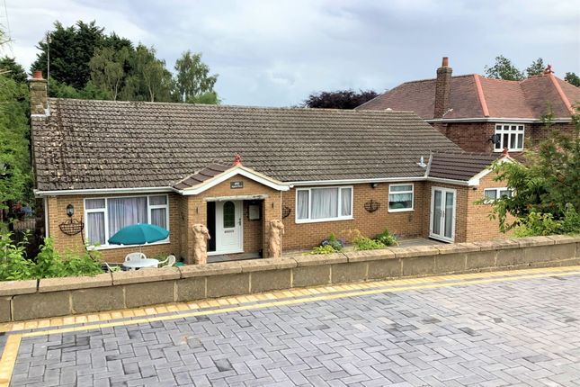 Thumbnail Bungalow for sale in Burton Road, Midway