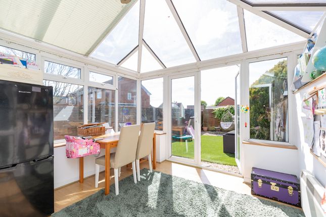 1 Jeanneau Close, Shaftesbury photo 4