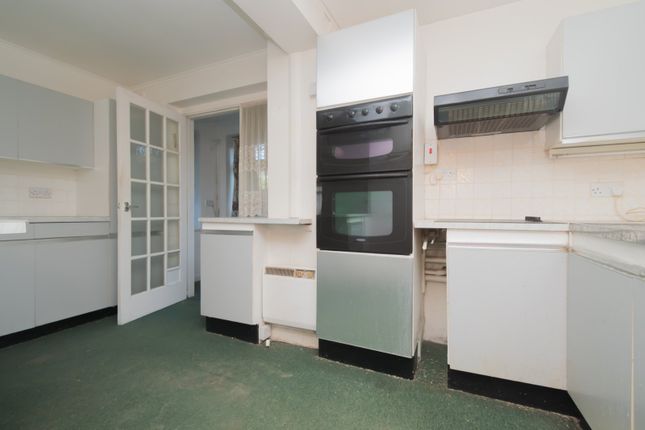 11, Brockenhurst Close, Kent photo 5