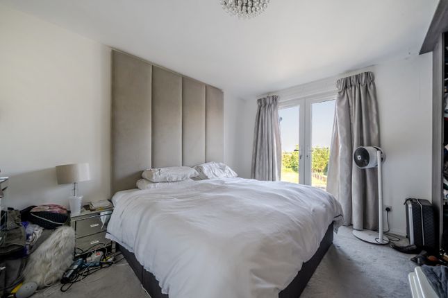 49, Ullswater Road, West Sussex photo 4