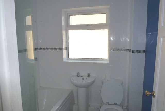3, Broadleaze, Somerset photo 5