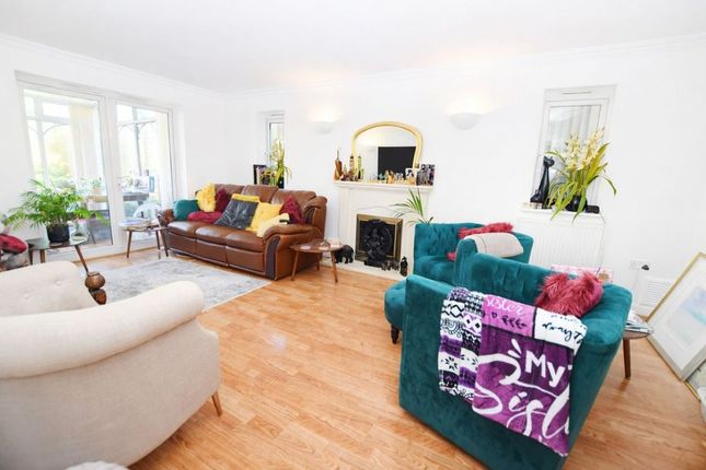 10, St. Francis Close, Maidstone photo 3