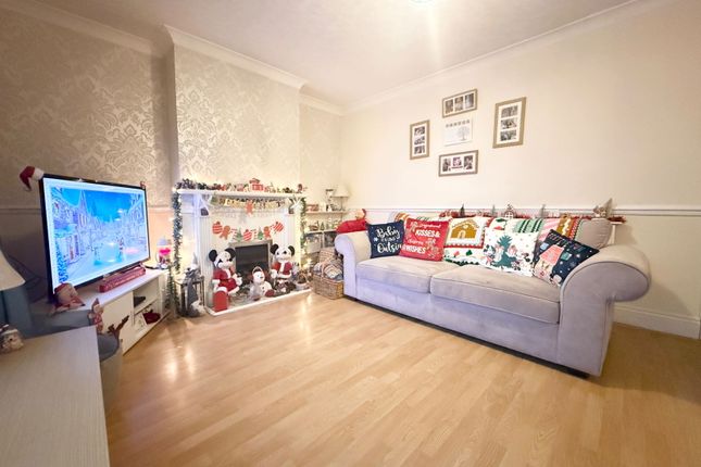24, Clent Road, Stourbridge photo 4
