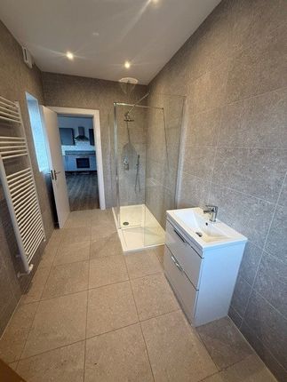Flat 2, 685 Christchurch Road, Bournemouth photo 5