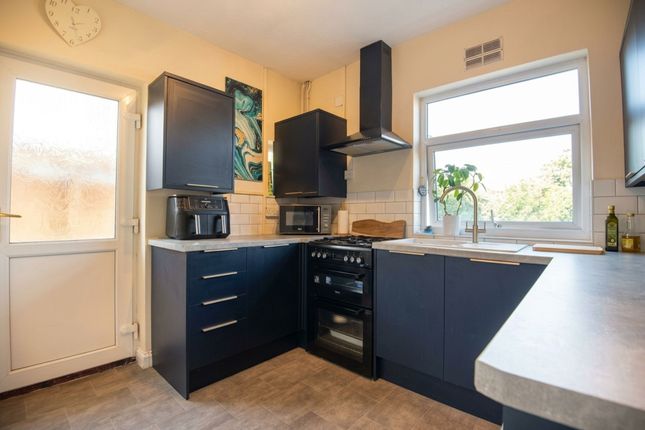42 First Avenue, Wellingborough photo 4