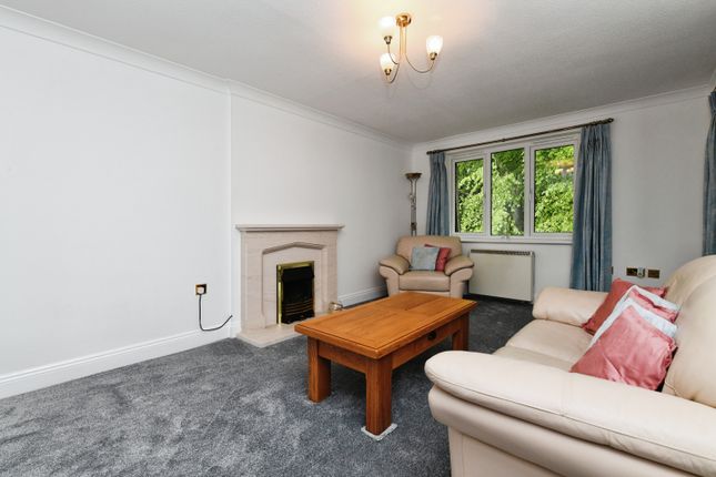 Flat for sale in Lorne Road, Warley, Brentwood