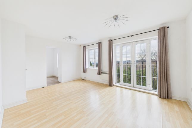 Flat 4, Valley House, 96 Woodhouse Road, Sheffield photo 2