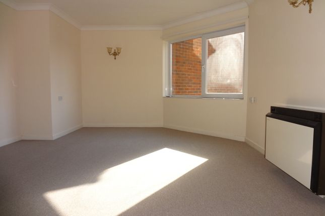 53 Homewater House,, Hulbert Road, Waterlooville photo 2