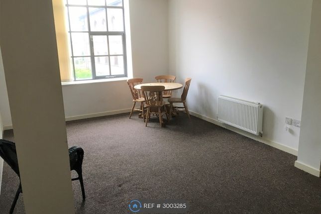 Flat, Mac Court St Thomas Place, Stockport photo 4