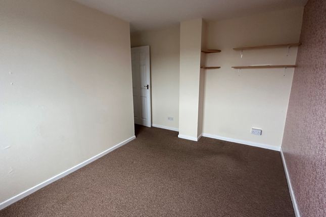 2, Widnes photo 5