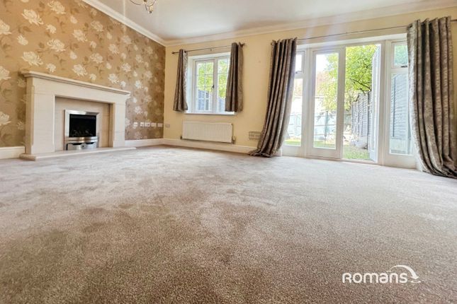 68, Copperfields, High Wycombe photo 4