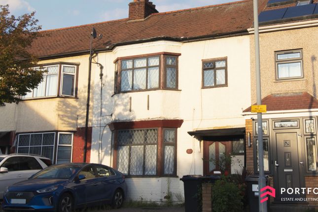 Terraced house for sale in Brook Road, Ilford, Essex