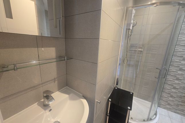 15, Vivian Avenue, London photo 5