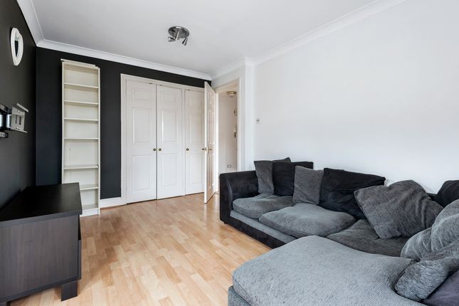 10, Sovereign Court, Halfpenny Lane, Sunningdale photo 3