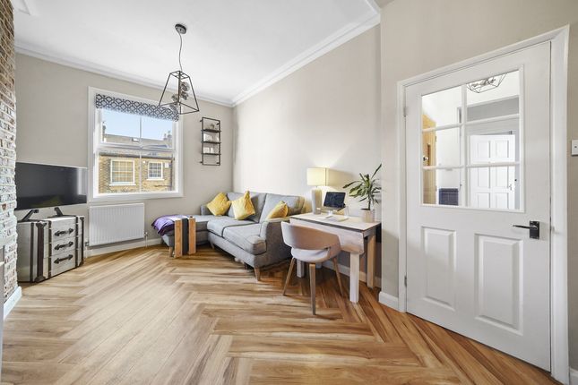 Thumbnail Flat for sale in Heber Road, London
