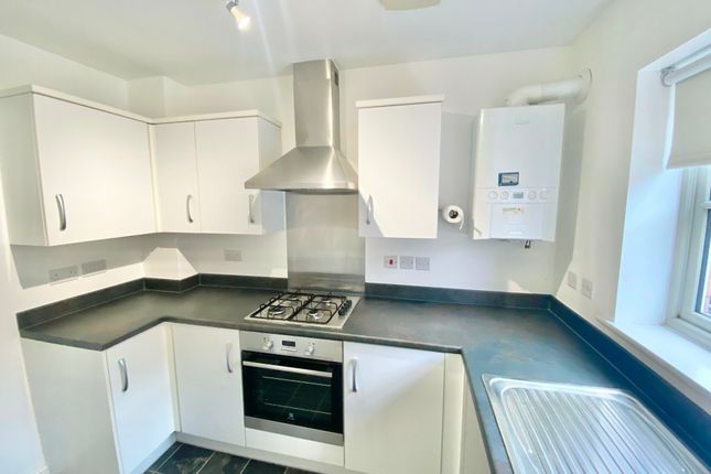 End terrace house to rent in Lon Y Grug, Llandarcy, Neath