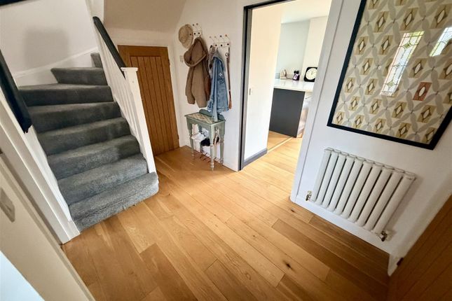 18, Coombe Drive, The Chestnuts photo 2
