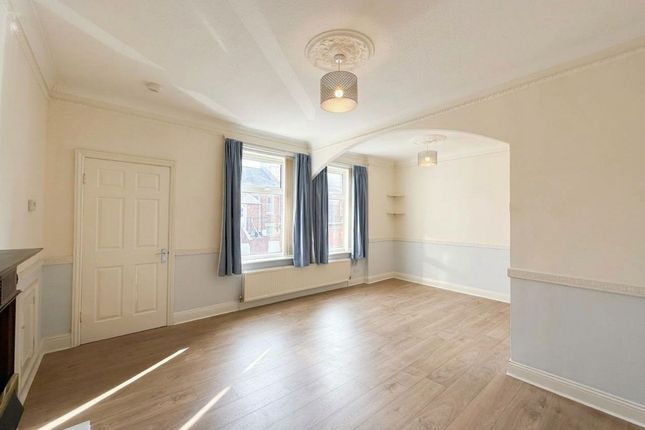 37 Axwell Terrace, Newcastle Upon Tyne photo 2