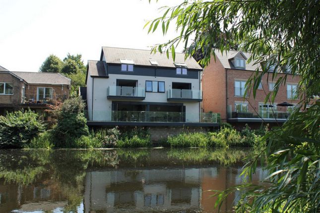 Thumbnail Detached house for sale in River Water House Newton Road Winshill, Derbyshire