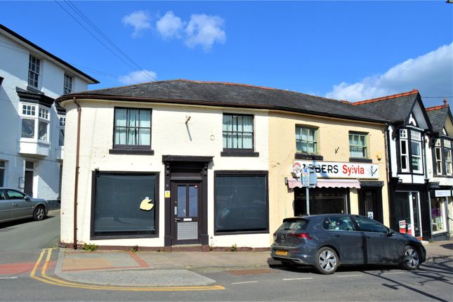 Thumbnail Flat to rent in Bank Chambers, Shortbridge Street, Newtown, Powys