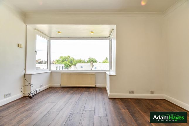 Flat for sale in Redbourne Avenue, Finchley Central