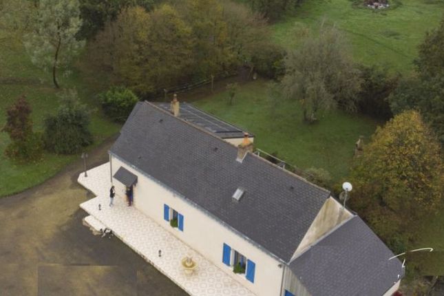 Thumbnail Detached house for sale in Erbray, Pays-De-La-Loire, 44110, France